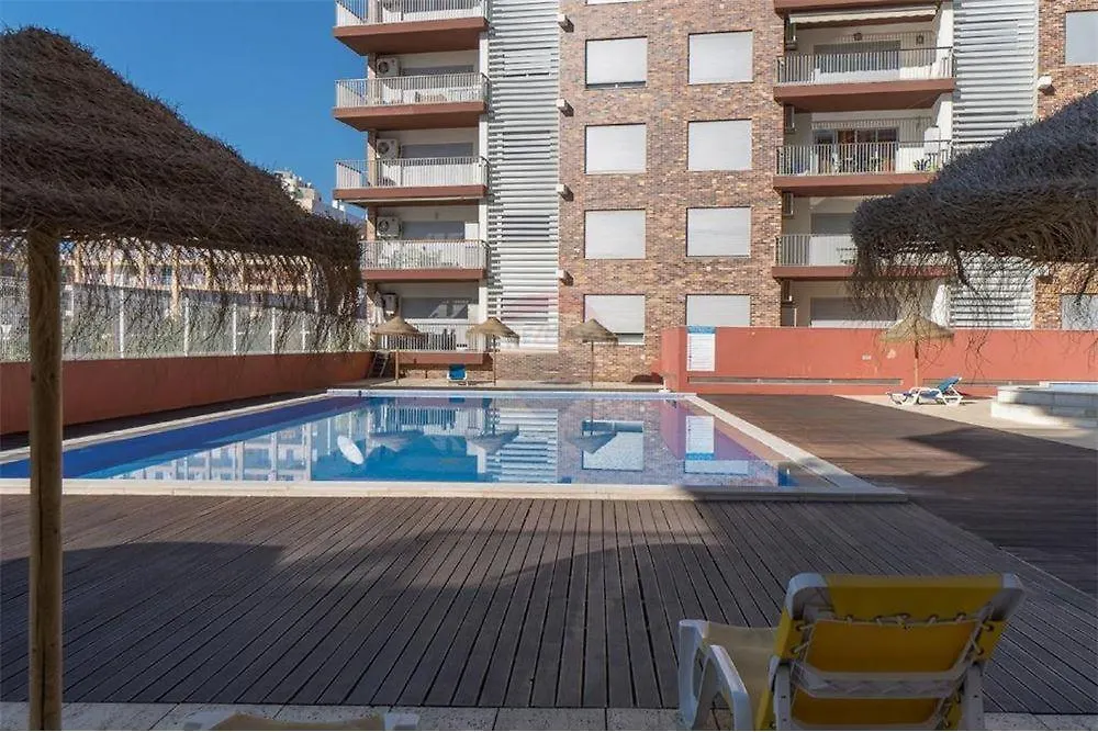 Beach & Pool Apartment - Perfect Harmony location